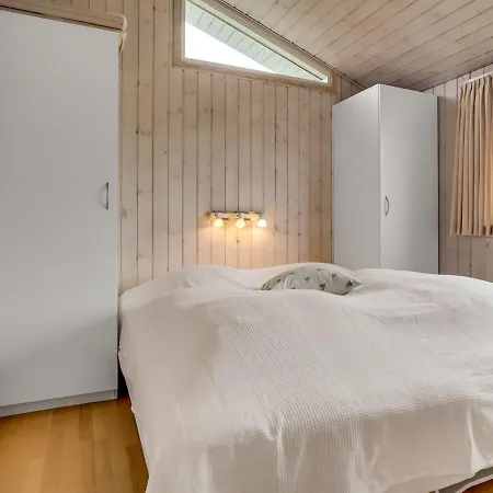 Holiday home Gilbert - 150m From The Sea In Nw Jutland By Interhome *