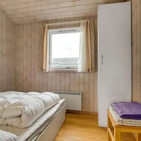 Holiday home Gilbert - 150m From The Sea In Nw Jutland By Interhome